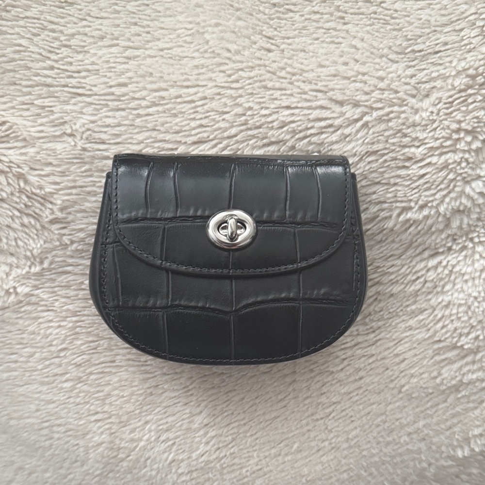 COACH Turnlock Card Case